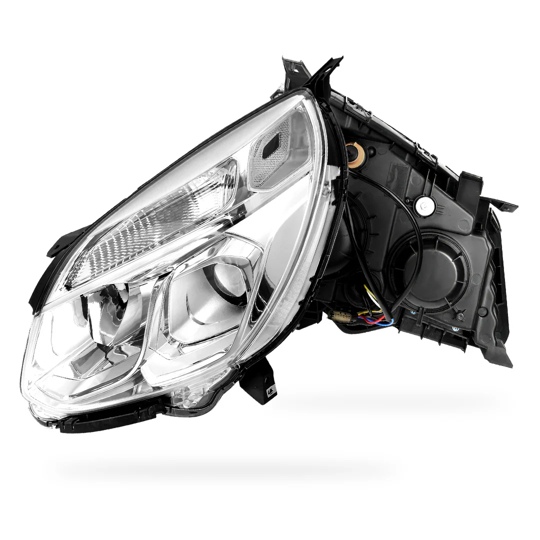 Chevrolet Equinox LS / LT / LTZ (2016 - 2017) Replacement Projector Headlights LH + RH - Image 7