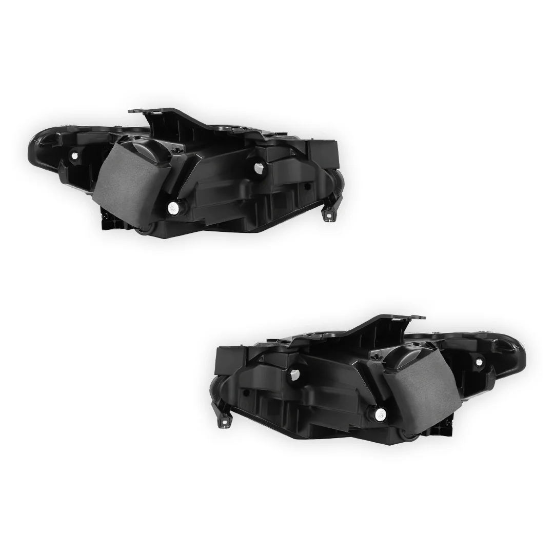 Chevrolet Traverse L / LS / RS (2018 - 2021) Replacement Projector Headlights LH + RH - Image 3