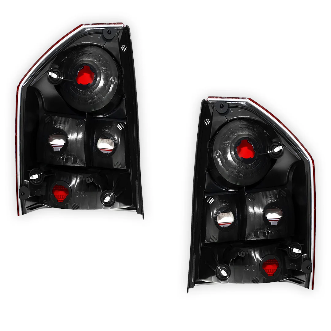Chrysler 300C (2005 - 2008) Halogen Tail Lights LH + RH - Image 3