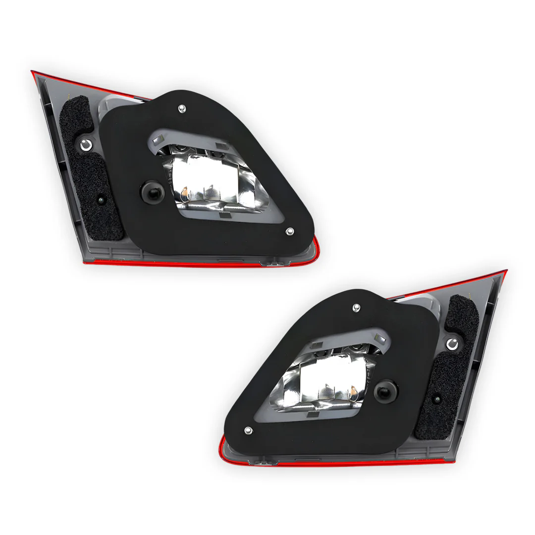 Nissan Pulsar B17 (2012 - 2017) Rear Garnish Tail Lights LH + RH - Image 3