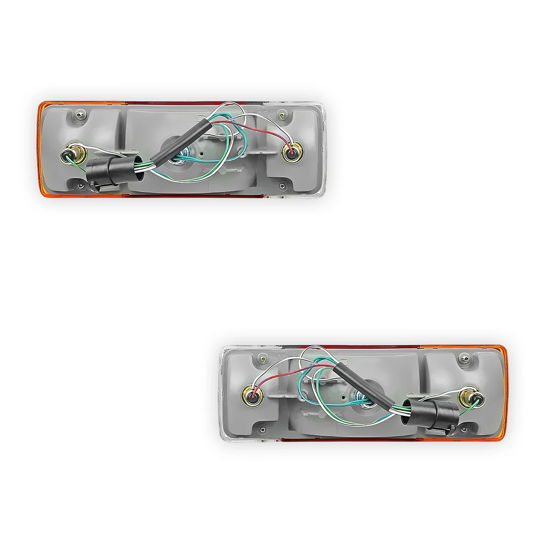 Toyota HiLux 2WD / 4WD (1988 - 2005) Round Plug Tray OEM Style Tail Lights LH + RH - Image 3