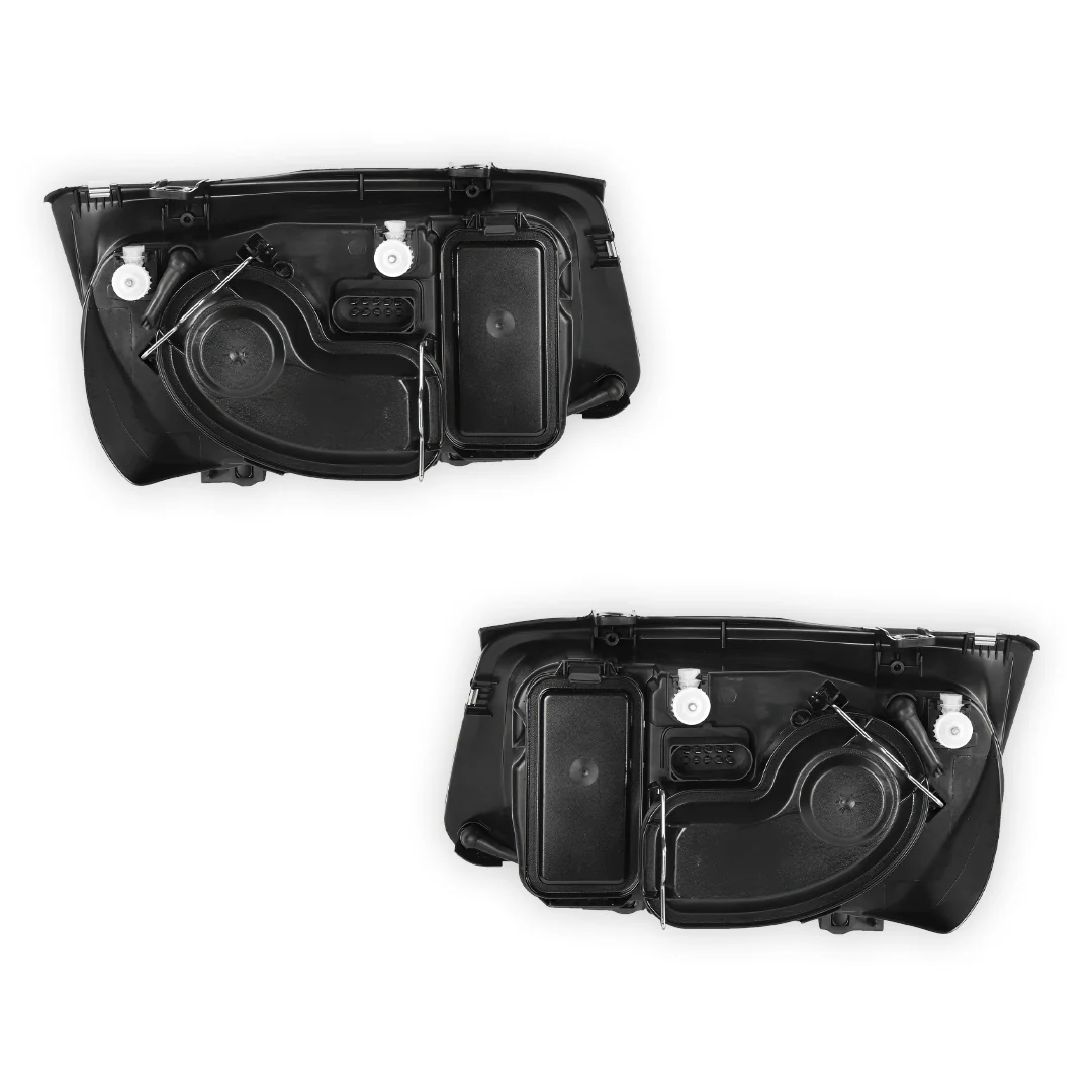 Volkswagen Jetta (1999 - 2005) Euro-Spec Replacement Headlights LH + RH - Image 6